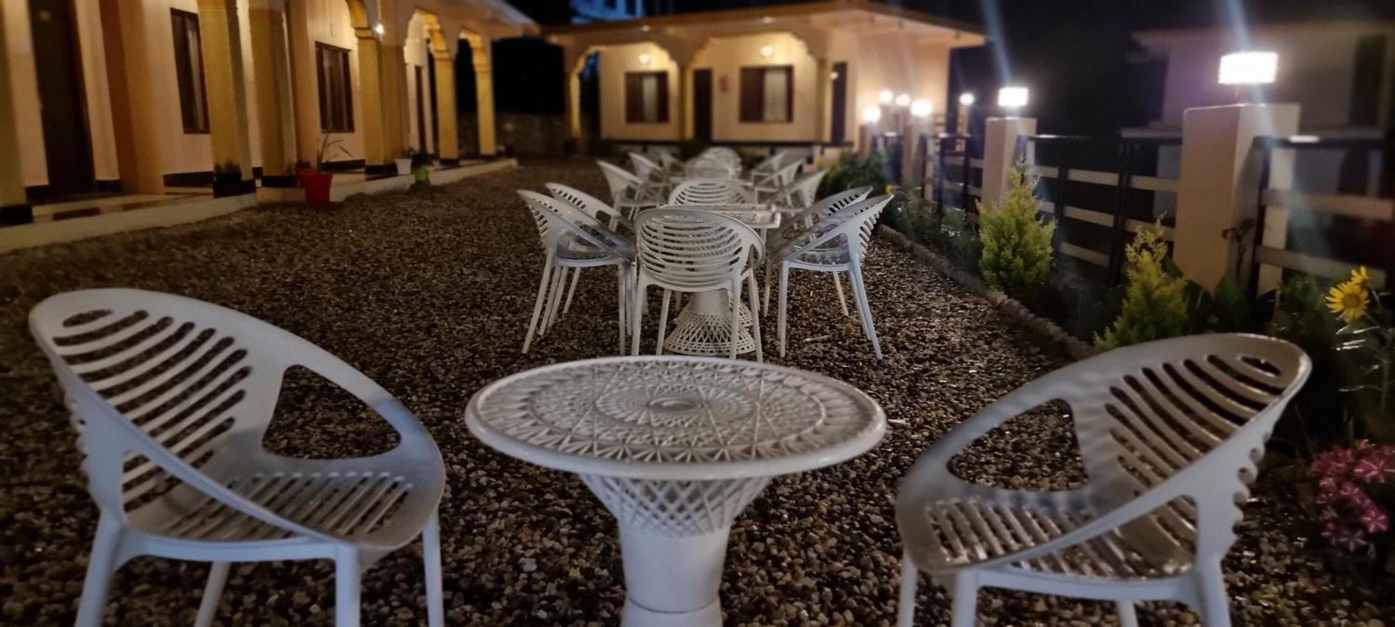 Shri Krishna Farms& Resorts Barkot Eksteriør billede