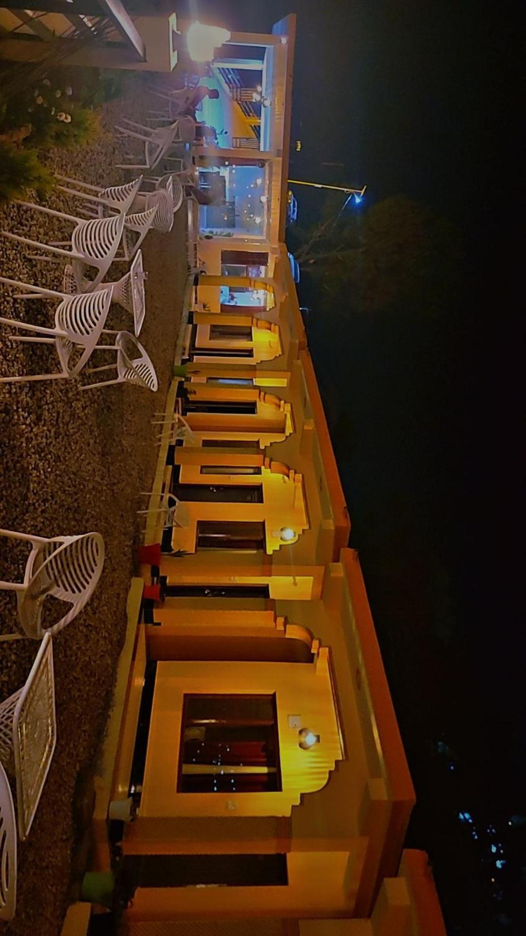 Shri Krishna Farms& Resorts Barkot Eksteriør billede